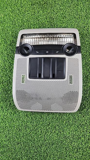 k 7: Комутацонный центр на крыше Е70 Е71 Год2009 Цена 2000с 6131 9 —-178 — 2