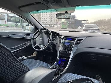 фара на соната: Hyundai Sonata: 2010 г., 2 л, Автомат, Газ, Седан — 3