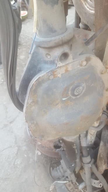 средний кузов двух скат: Cherokee laredo задний мост 41.10 2001 год бензин — 1