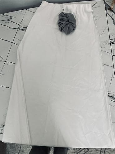 Атайын кийим: Юбка, Юбканын модели: Түз, Макси, Атлас, Белден — 1