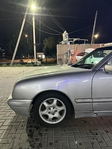 lexus rx350h: Mercedes-Benz E-Class: 1997 г., 3.2 л, Автомат, Бензин, Седан — 8