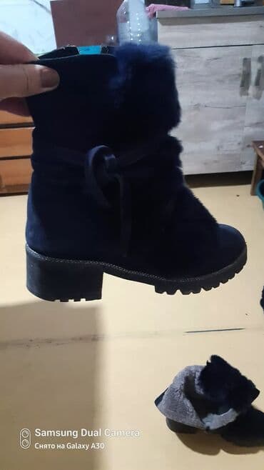 обувь для охоты: Женские зимние ботинки - Цвет: черный (внешне — комбинация матовой и — 10