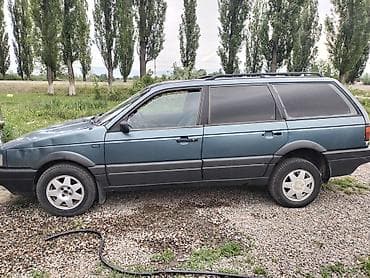 Volkswagen Passat Variant: 1988 г., 1.8 л, Механика, Бензин, Универсал — 7