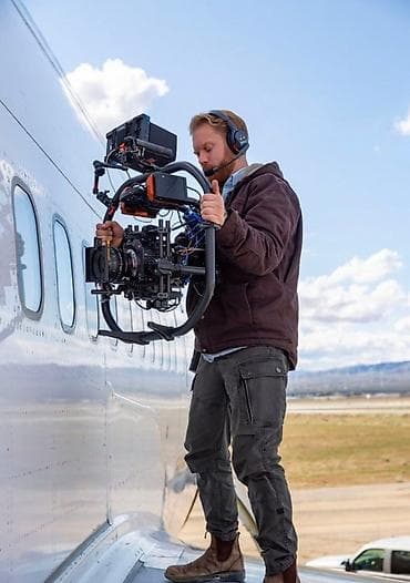 full: Видеосъемка, Фотосъёмка | С выездом, Студия | Love story, Аэросъемка с дрона, Видео портреты — 2