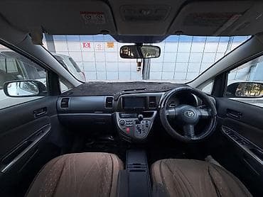 Продажа авто: Toyota WISH: 2004 г., 2 л, Вариатор, Бензин, Минивэн — 6