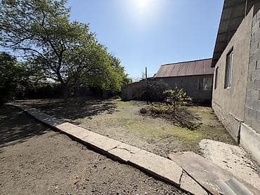 жилье ош: 📢 ПРОДАЁТСЯ ДОМ! 📍 Рядом с новым Ош базаром 📍 Дача Достук, 5-линия 🏠 — 7