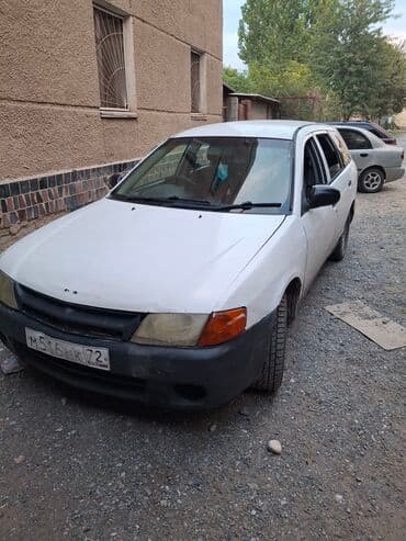 Nissan AD: 2001 г., 1.5 л, Автомат, Бензин, Универсал