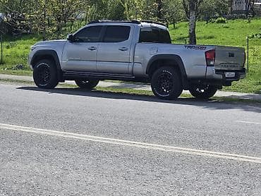 грузовые продаю: Toyota Tacoma: 2019 г., 3.5 л, Автомат, Бензин, Пикап — 2