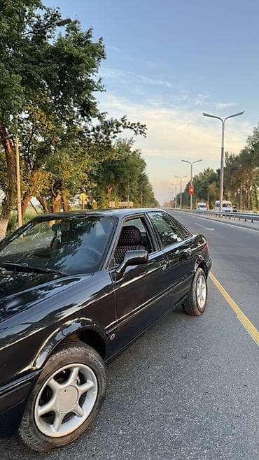 Унаа сатуу: Audi 80: 1993 г., Кол менен иштөөчү, Бензин, Седан — 6
