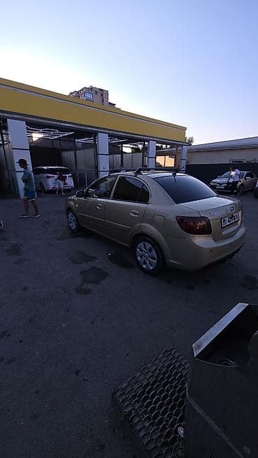 Kia Rio: 2011 г., 1.5 л, Механика, Бензин, Седан — 4