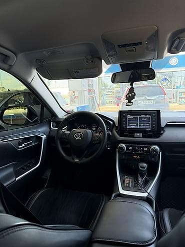 крыло рав 4: Toyota RAV4: 2019 г., Автомат, Бензин, Кроссовер — 6