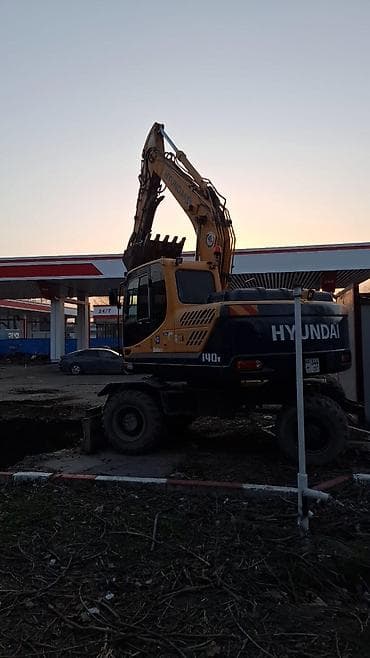 t 25: Экскаватор, Hyundai, Колесный — 1