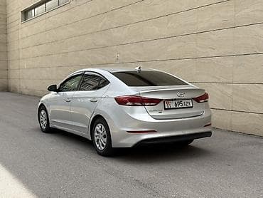 срочно срочно продам: Hyundai Elantra: 2017 г., 2 л, Автомат, Бензин, Седан — 4