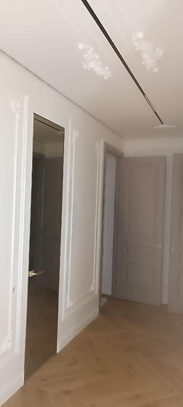 лампы люстры: Потолочная линейная система освещения скрытого типа - Узкий врезной — 4