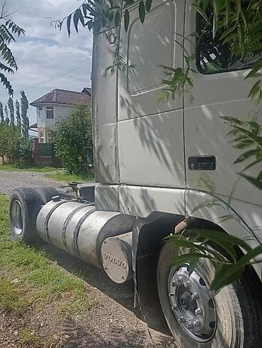 Унаа: Сүйрөгүч, Volvo, 1997 г., Прицепсиз — 2