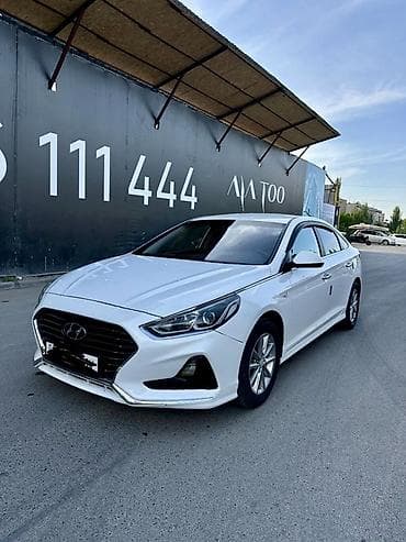 Hyundai Sonata: 2018 г., 2 л, Автомат, Газ, Седан