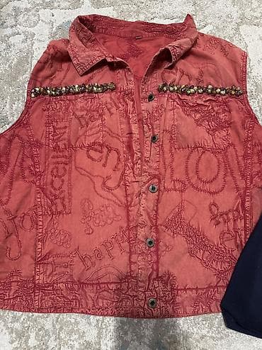 детский аниматор на дом: За все 400сом
 возраст 6-7-8 лет
Состояние хорошее — 2