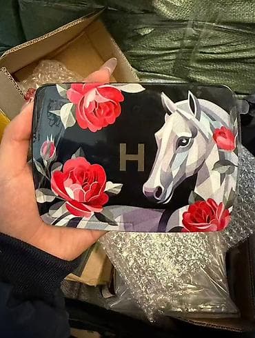 ex nihilo: Палетка для лица Hourglass Ambient Lighting Edit Unlocked – Horse — 2