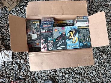 один штук: Коллекция видеокассет VHS в коробке. Состав по обложкам и надписям на — 4