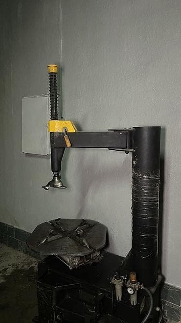 tyre master: Шиномонтажный станок с пневмоприводом - Тип: настольный шиномонтажный — 1