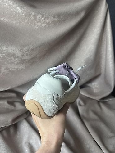 off white: Женские кроссовки в молочном цвете с плетёными вставками. Суперлегкие — 3