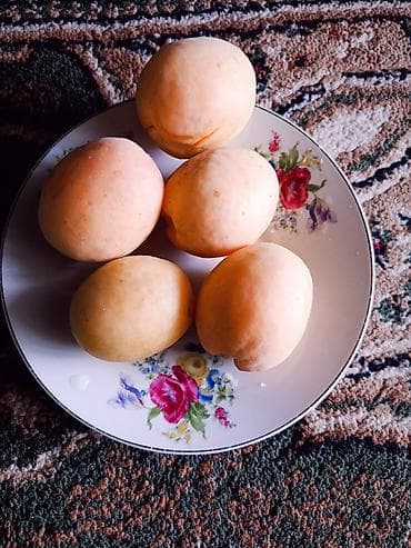Абрикосы: Продаю Каролевский 🍊 Сочный и сладкий, АБРИКОС размер как яица,Я сама — 3
