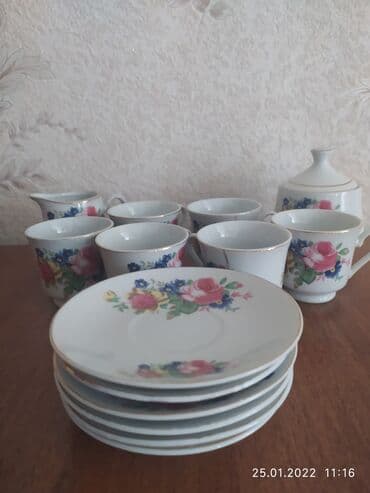 микра: Продаю посуду : Кофейный сервиз на 6 персон Чашечки маленькие не — 2