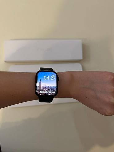 midnight: Apple Watch Series 8 (модель A2771), GPS Батарея 100% — Корпус — 3