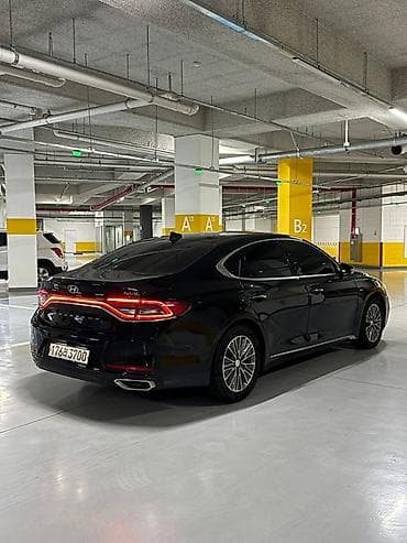 eclipse cross: Hyundai Grandeur: 2019 г., 2.4 л, Автомат, Гибрид, Седан — 4
