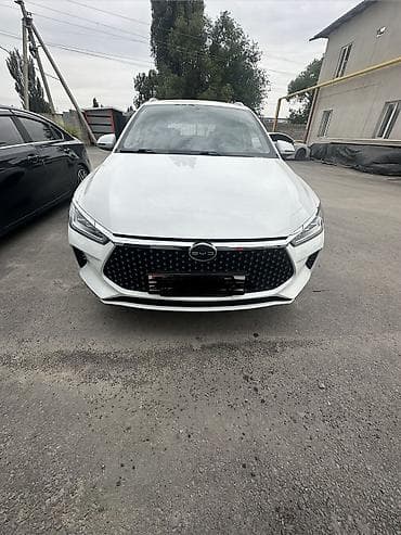 fit shuttle: BYD E2: 2021 г., Электромобиль, Хэтчбэк — 4