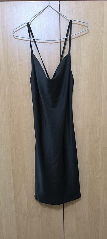 Черное платье-комбинация - Цвет: глубокий черный - Силуэт: прямой