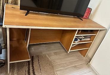 Столдор: Продается большой качественный компьютерный стол 

8000с — 1