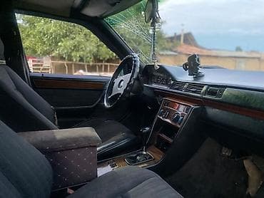 авто матор: Mercedes-Benz W124: 1992 г., 2.3 л, Механика, Бензин, Седан — 6