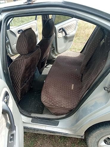 кассеты аудио: Nissan Almera: 2000 г., 1.6 л, Механика, Бензин, Седан — 4