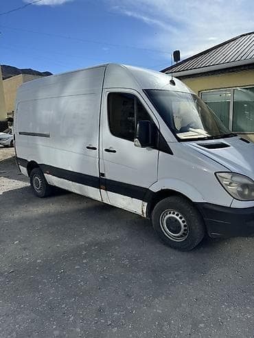 w124 220: Легкий грузовик, Mercedes-Benz, Стандарт, 3 т, Б/у — 2