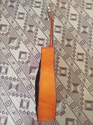 концерты в бишкеке: Акустическая гитара. Название:Амадеус Стоимость гитары:5500сом. В — 4