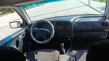 щит приборка: Volkswagen Vento: 1993 г., 1.8 л, Механика, Бензин, Седан — 1