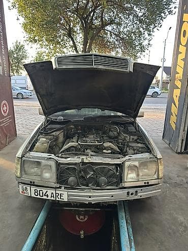 обшивка газ 53: Mercedes-Benz W124: 1993 г., 5 л, Автомат, Газ, Седан — 4