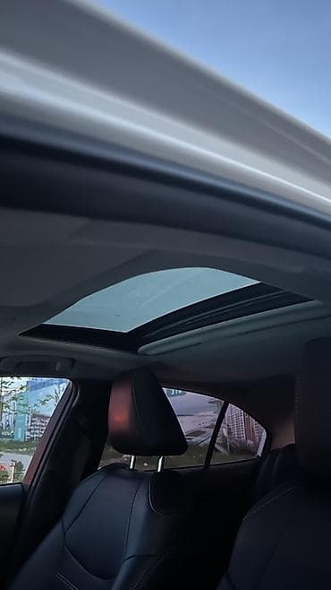 lada 2112: Toyota Corolla: 2020 г., 1.8 л, Автомат, Гибрид, Седан — 8