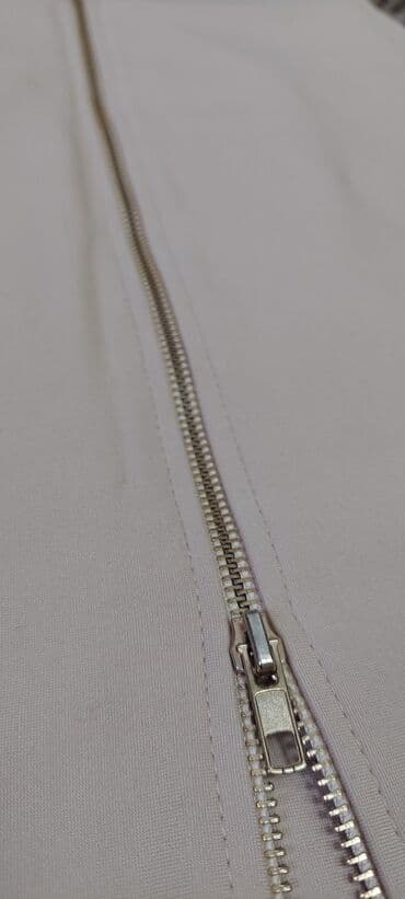 брендовые вещи оригинал: Разгружаю гардероб. Новые и пару раз надеты. Всё отдаю очень дёшево — 3