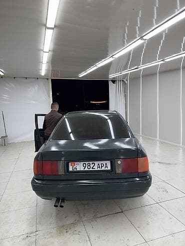 Audi: Audi 100: 1991 г., 2.3 л, Кол менен иштөөчү, Бензин, Седан — 5