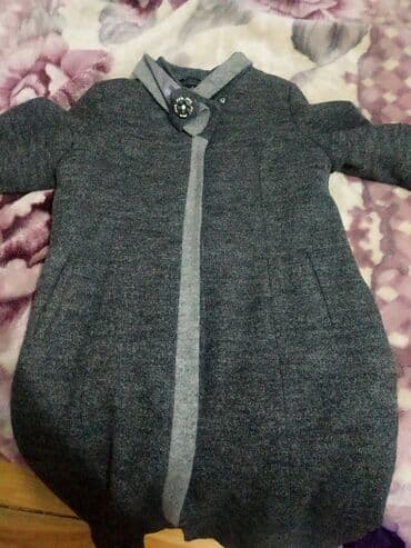 брендовая мужская одежда бишкек: Пальто. 50 размер. Состояние хорошее. Очень теплое из верблюжьей — 1