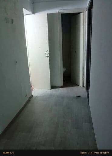 продаю офис 107 м² с ремонтом с мебелью административное здание 1 этаж: 2 комнаты, 40 м², 4 этаж, Косметический ремонт — 7