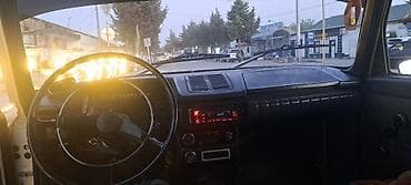 70 сом: Москвич 412: 1990 г., Седан — 5