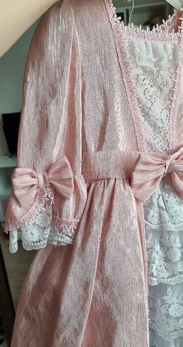 новогодние детские костюмы напрокат: Шикарный новогодний костюм "Принцесса". Очень пышное. Длина до — 3