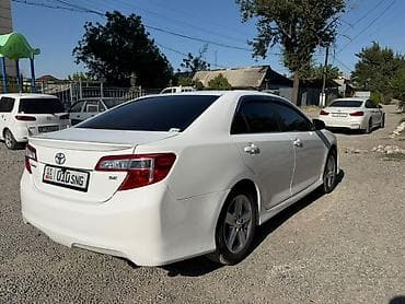 150: Toyota Camry: 2014 г., 2.5 л, Автомат, Бензин, Седан — 3