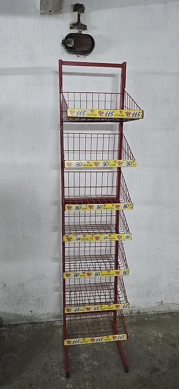 торговый оборудование: Напольные металлические стеллажи для выкладки снеков/чипсов — 2