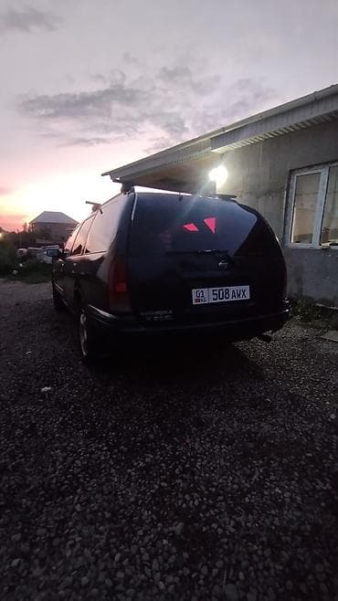 саната нюрас: Nissan Primera: 1996 г., 2 л, Механика, Бензин, Универсал — 4