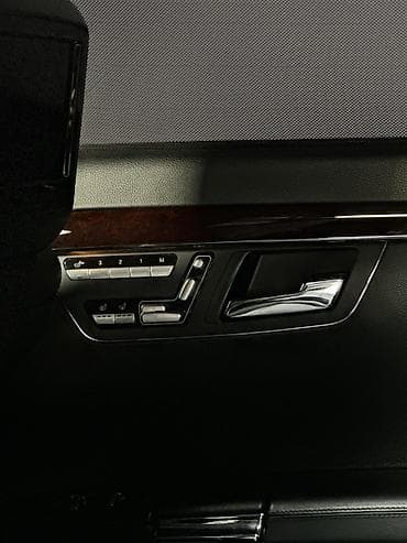 авто штора: Mercedes-Benz S-Class: 2010 г., 5.5 л, Автомат, Бензин, Седан — 9