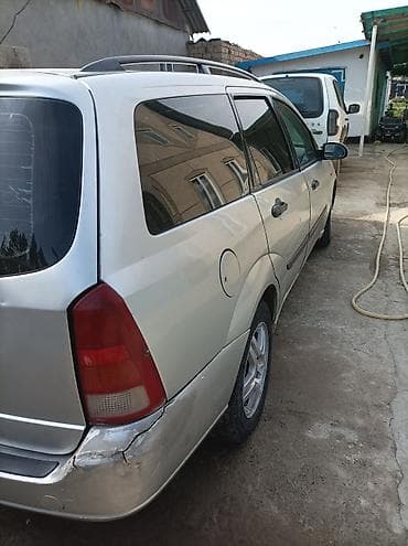 byd 5: Ford Focus: 2002 г., 1.8 л, Механика, Бензин, Универсал — 6